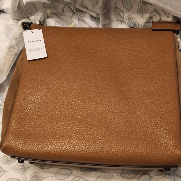 Coach Purse - New With Tags - Picture 2 of 4